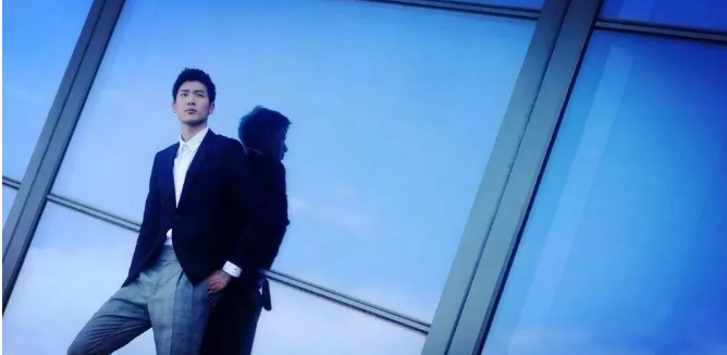 看点∣扒到海澜之家男模队小哥哥，竟是190.C.M长腿篮球大大大大鲜肉！ - 51虹马