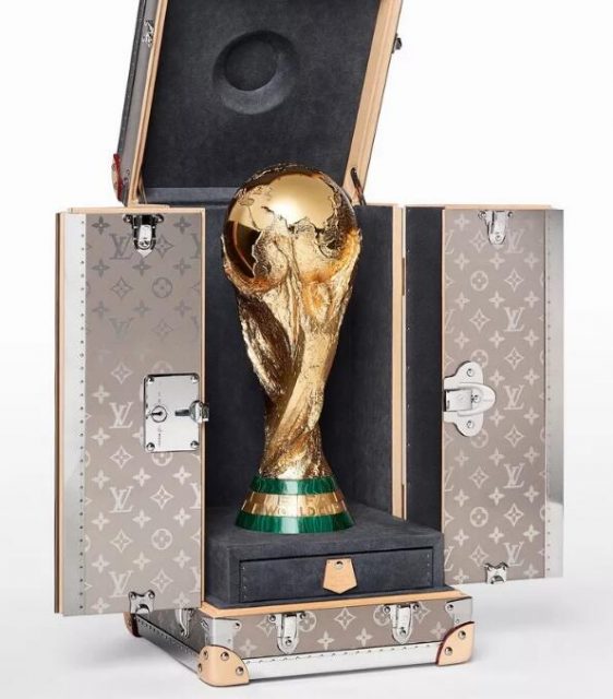 太帅了“本届世界杯的老公们长这样” - 51虹马