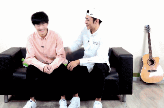 网上约P遇到亲兄弟 发现是自己哥哥是什么感受?!-51虹马