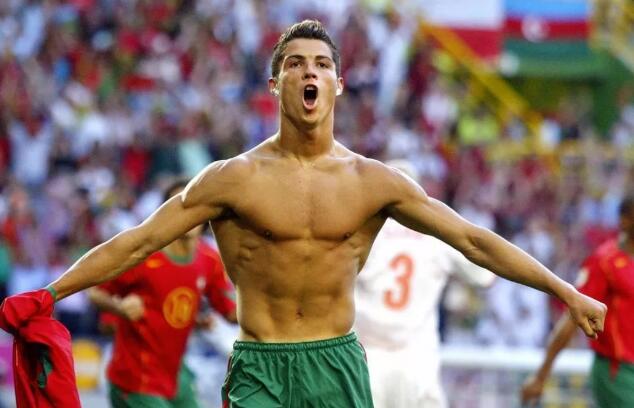 C罗闪耀世界杯！他曾和基友赤身相拥起反应！-51虹马