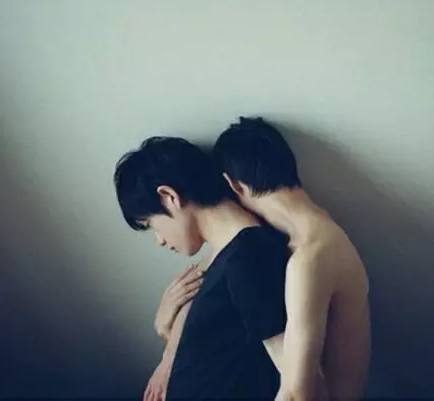 他的男友爬上了我的床，一位同志与HIV携带者的血泪独白 - 51虹马