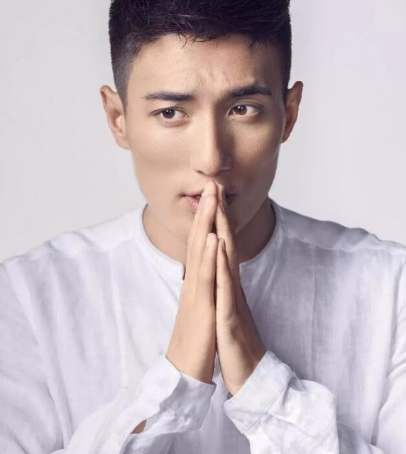 引众金主哄抢的189体育生，确实有点黑-51虹马