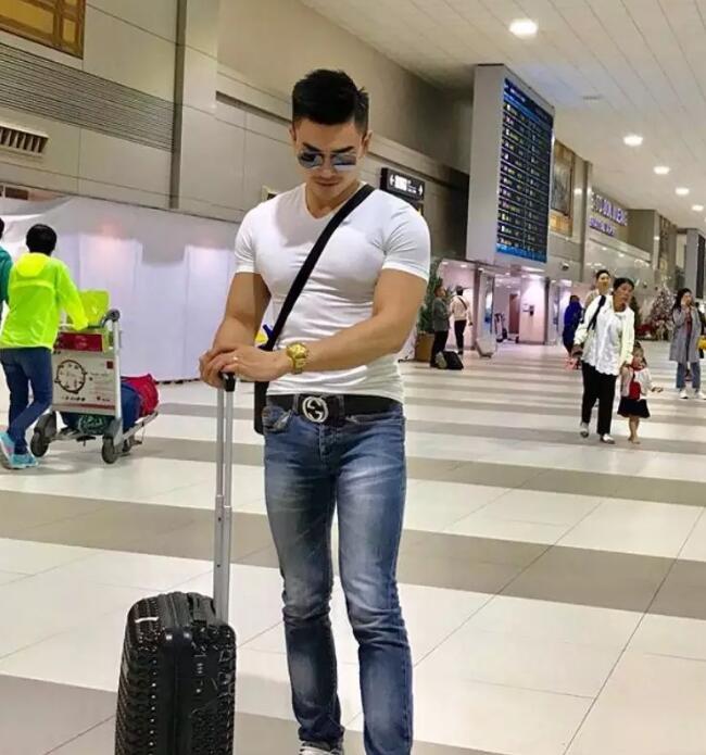 泰男筋肉帅哥娇羞以手吾dang - 51虹马