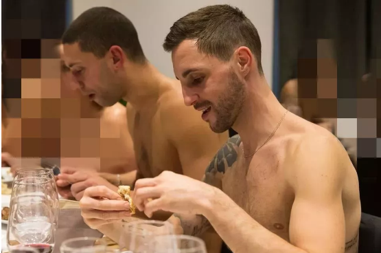 这家餐厅吃饭必须脱得光溜溜…… - 51虹马