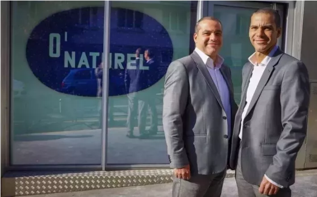 这家餐厅吃饭必须脱得光溜溜…… - 51虹马