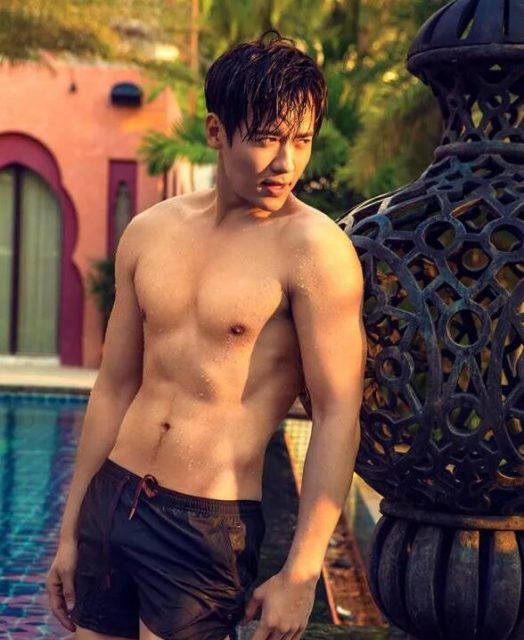 义渠君高云翔澳洲监狱被侵犯？身体不适就医！+高云翔男色写真 - 51虹马