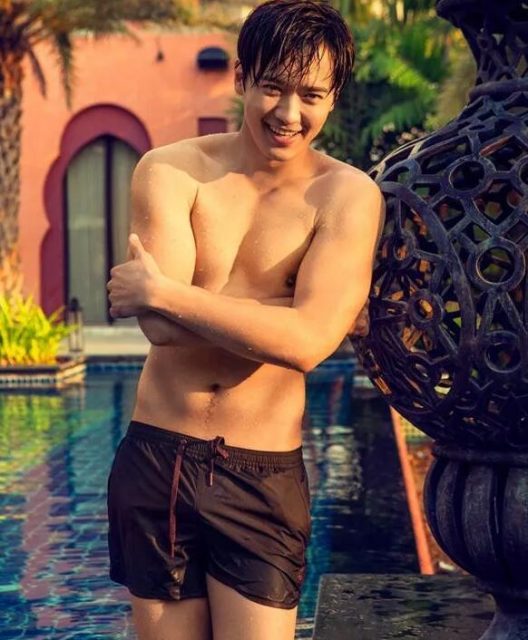 义渠君高云翔澳洲监狱被侵犯？身体不适就医！+高云翔男色写真 - 51虹马