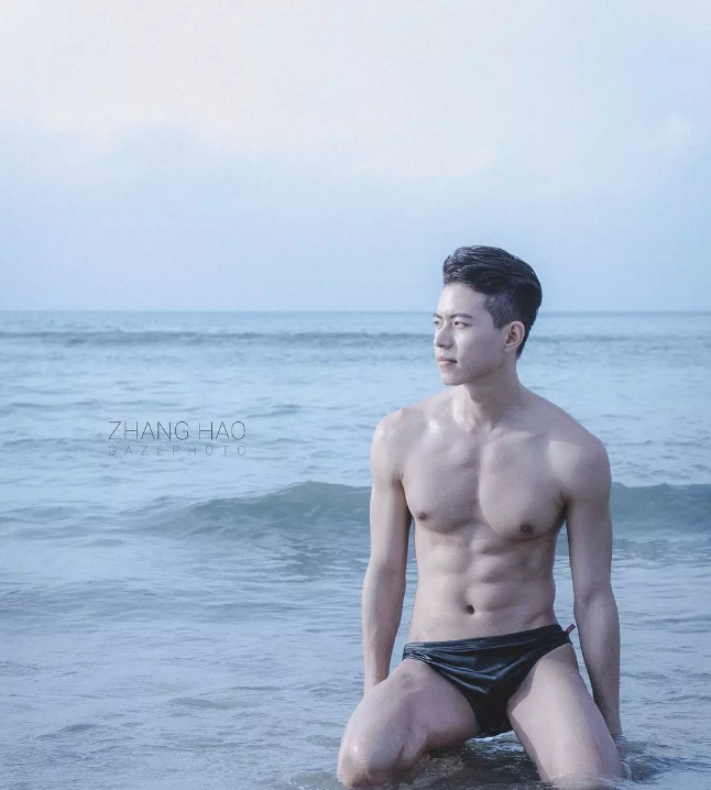 内裤太小？沐浴照来袭，你押大还是押小？ - 51虹马