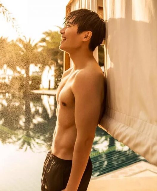 义渠君高云翔澳洲监狱被侵犯？身体不适就医！+高云翔男色写真 - 51虹马