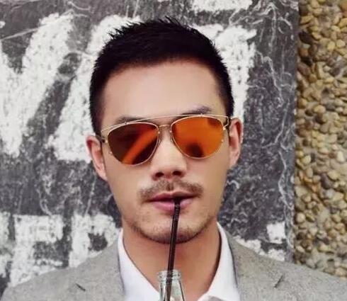 小鲜肉的当兵之旅，论一个成熟大叔的形成 - 51虹马