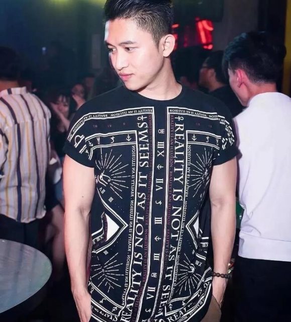 看点∣肌肉网红天菜泼水节大使,筋肉童颜加大胸肌,乱飙荷尔蒙的boy简直太犯规了! - 51虹马 看点∣肌肉网红天菜泼水节大使,筋肉童颜加大胸肌,乱飙荷尔蒙的boy简直太犯规了! - 51虹马