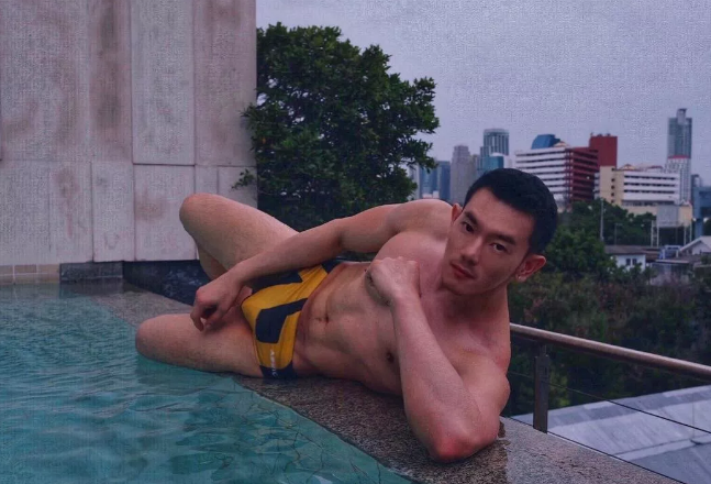 男主从“通吃”变成了Gay,到底经历了什么?从“咸湿”到“唯美”巨大转变 - 51虹马 男主从“通吃”变成了Gay,到底经历了什么?从“咸湿”到“唯美”巨大转变 - 51虹马