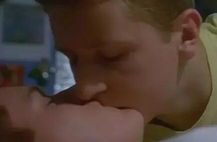 可爱小gay掰弯无助淳朴直男 - 51虹马