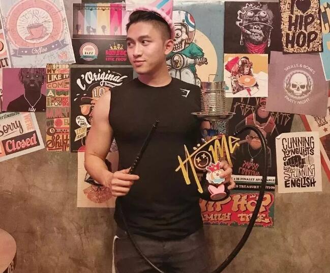 看点∣肌肉网红天菜泼水节大使,筋肉童颜加大胸肌,乱飙荷尔蒙的boy简直太犯规了! - 51虹马 看点∣肌肉网红天菜泼水节大使,筋肉童颜加大胸肌,乱飙荷尔蒙的boy简直太犯规了! - 51虹马