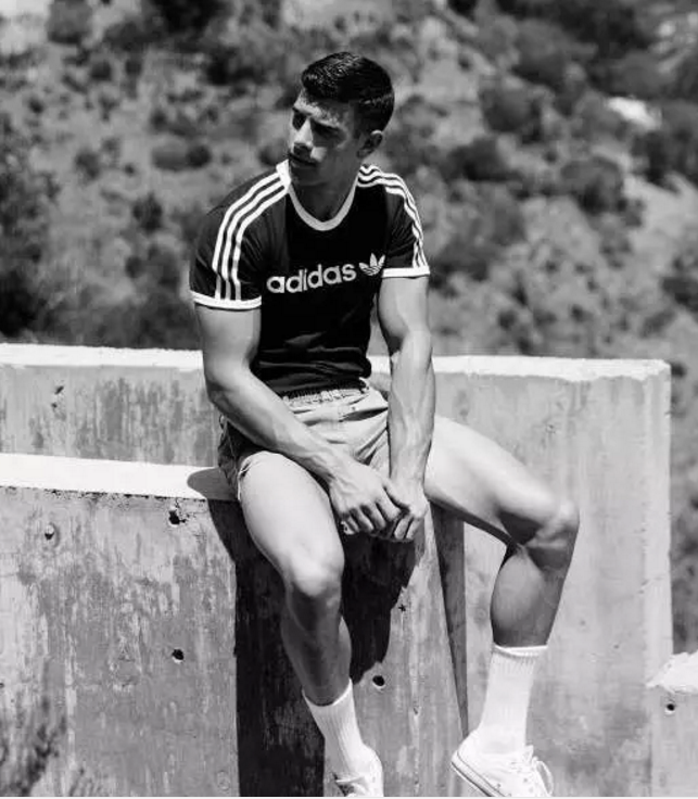 男模被​Kylie Jenner赏识，从十八线变成一线 - 51虹马