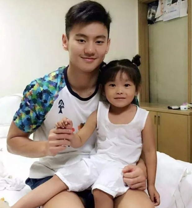 男生长得帅到底有什么用？ - 51虹马