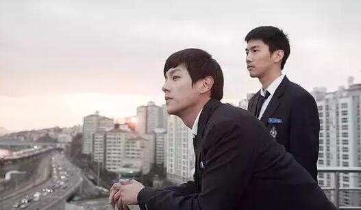 《夜间飞行》这种痞帅痞帅的攻，太撩人了 - 51虹马