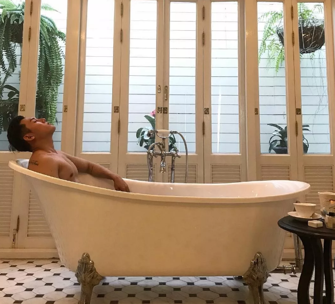 看点∣肌肉好身材就要Sao出来,古铜大胸肌八块腹肌快要窒息了惹!! - 51虹马 看点∣肌肉好身材就要Sao出来,古铜大胸肌八块腹肌快要窒息了惹!! - 51虹马