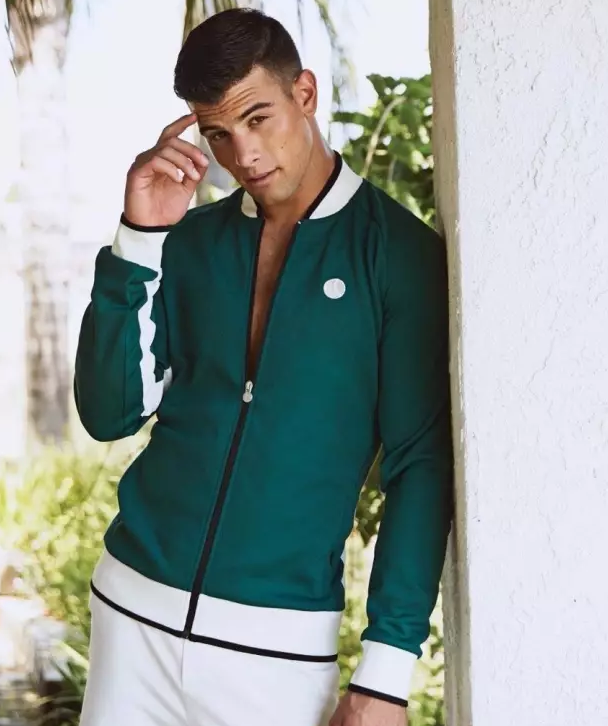 男模被​Kylie Jenner赏识，从十八线变成一线 - 51虹马