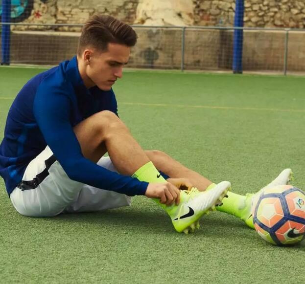 太帅了“本届世界杯的老公们长这样” - 51虹马