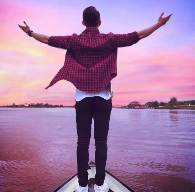 看点∣肌肉网红天菜泼水节大使,筋肉童颜加大胸肌,乱飙荷尔蒙的boy简直太犯规了! - 51虹马 看点∣肌肉网红天菜泼水节大使,筋肉童颜加大胸肌,乱飙荷尔蒙的boy简直太犯规了! - 51虹马