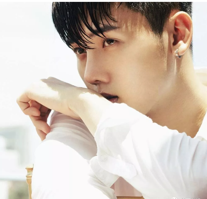 看点∣肌肉好身材就要Sao出来,古铜大胸肌八块腹肌快要窒息了惹!! - 51虹马 看点∣肌肉好身材就要Sao出来,古铜大胸肌八块腹肌快要窒息了惹!! - 51虹马