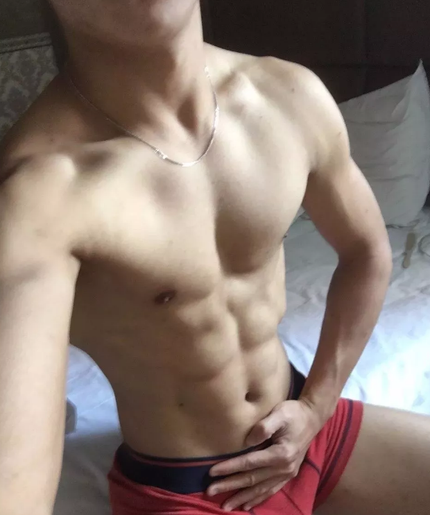 超过18的体育小哥哥，嫩到让人发怵 - 51虹马