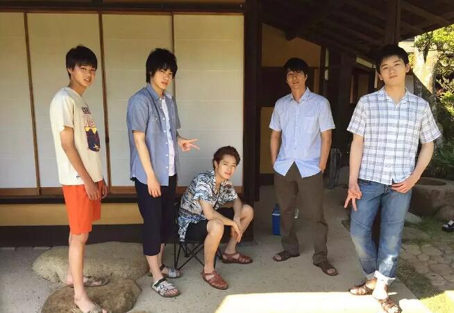 唯美的漫改腐剧：19岁鲜肉 VS 37岁大叔 - 51虹马