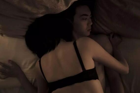 《青亲》：春光乍泄，爱意难寻 - 51虹马