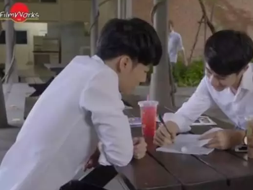 《谎言人生》 学长攻X学弟受 - 51虹马