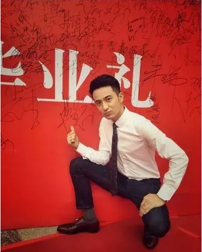 我国某台最帅鲜肉男主播,一夜蹿红竟是因为... - 51虹马 我国某台最帅鲜肉男主播,一夜蹿红竟是因为... - 51虹马