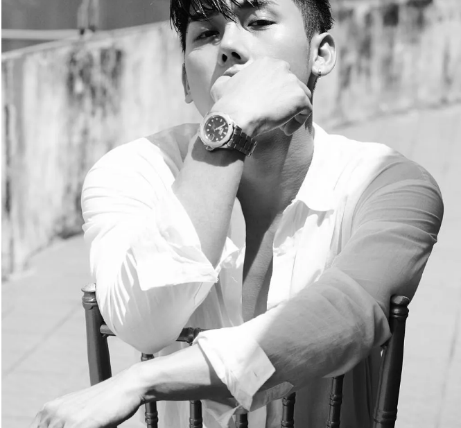 看点∣肌肉好身材就要Sao出来,古铜大胸肌八块腹肌快要窒息了惹!! - 51虹马 看点∣肌肉好身材就要Sao出来,古铜大胸肌八块腹肌快要窒息了惹!! - 51虹马