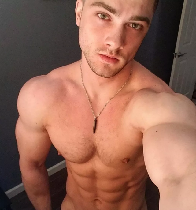 男优自曝同性更能满足自己,却否认自己是同性恋? - 51虹马 男优自曝同性更能满足自己,却否认自己是同性恋? - 51虹马