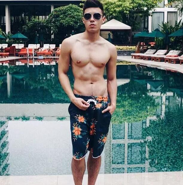 因拒演云翔的同志电影被雪藏的小鲜肉 竟被批晒肉照教坏小朋友 - 51虹马