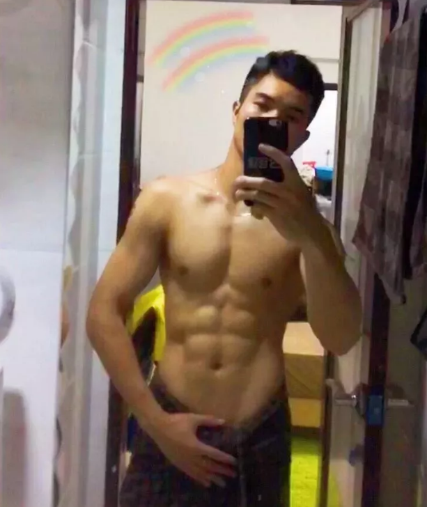 超过18的体育小哥哥，嫩到让人发怵 - 51虹马