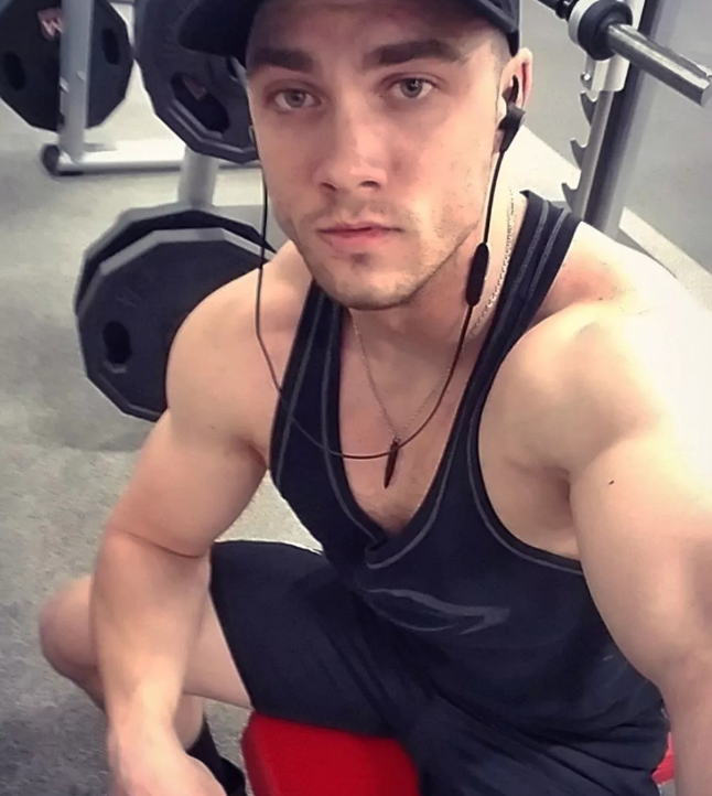 男优自曝同性更能满足自己,却否认自己是同性恋? - 51虹马 男优自曝同性更能满足自己,却否认自己是同性恋? - 51虹马