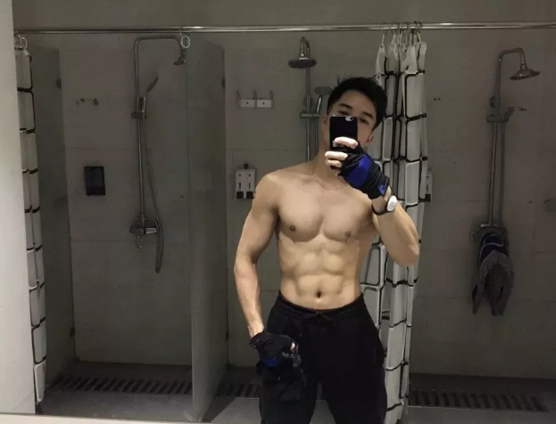 超过18的体育小哥哥，嫩到让人发怵 - 51虹马