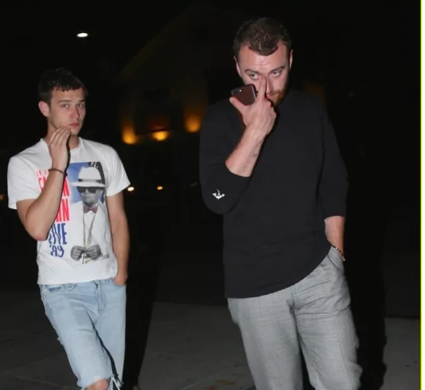 情侣门票拒绝同性购买?百慕大同婚将再次合法?面对偷拍大胆牵手秀恩爱… - 51虹马 情侣门票拒绝同性购买?百慕大同婚将再次合法?面对偷拍大胆牵手秀恩爱… - 51虹马