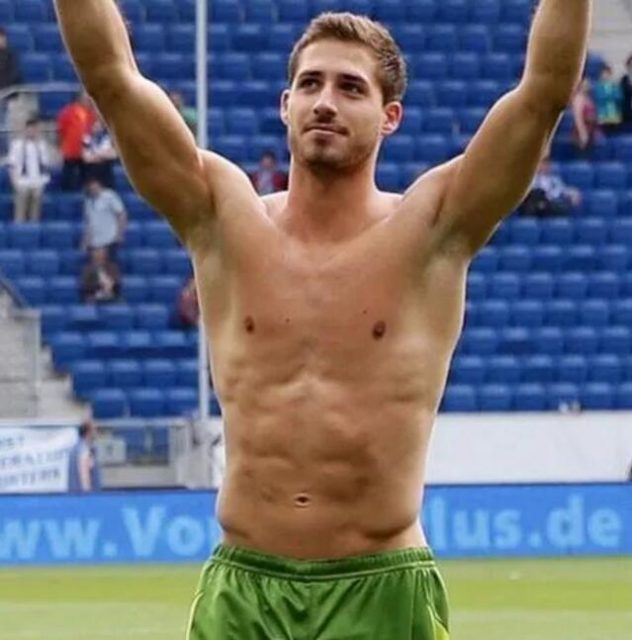 太帅了“本届世界杯的老公们长这样” - 51虹马