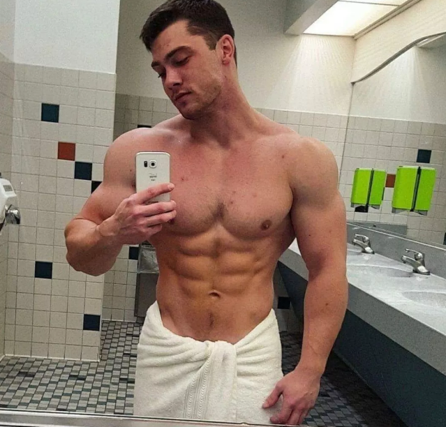 男优自曝同性更能满足自己,却否认自己是同性恋? - 51虹马 男优自曝同性更能满足自己,却否认自己是同性恋? - 51虹马