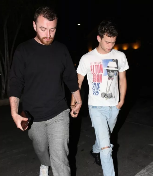 情侣门票拒绝同性购买?百慕大同婚将再次合法?面对偷拍大胆牵手秀恩爱… - 51虹马 情侣门票拒绝同性购买?百慕大同婚将再次合法?面对偷拍大胆牵手秀恩爱… - 51虹马