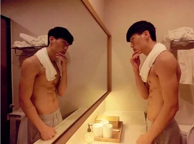 健身房偶遇小狼狗一枚,好看猛攻! - 51虹马 健身房偶遇小狼狗一枚,好看猛攻! - 51虹马