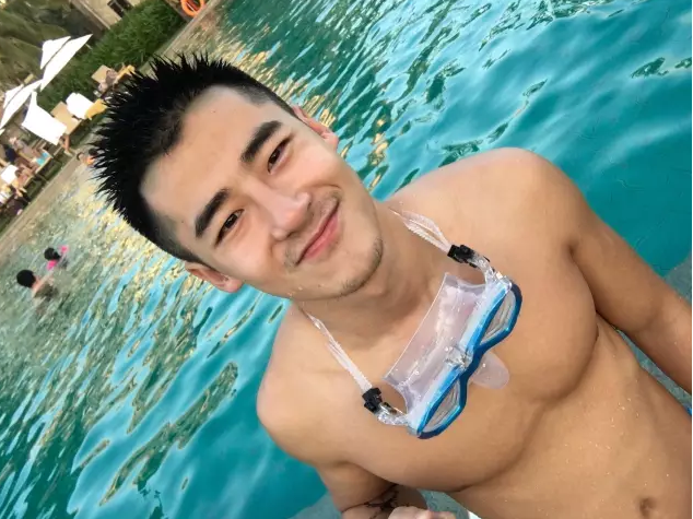 专访天菜网红桥诘圣:分手后努力健身想挽回?! - 51虹马 专访天菜网红桥诘圣:分手后努力健身想挽回?! - 51虹马