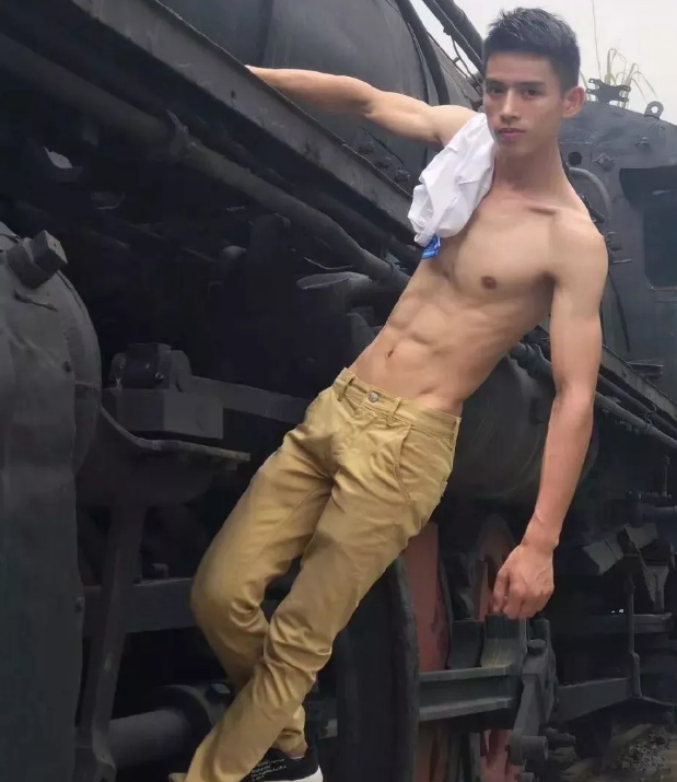 男主从“通吃”变成了Gay，到底经历了什么？从“咸湿”到“唯美”巨大转变 - 51虹马