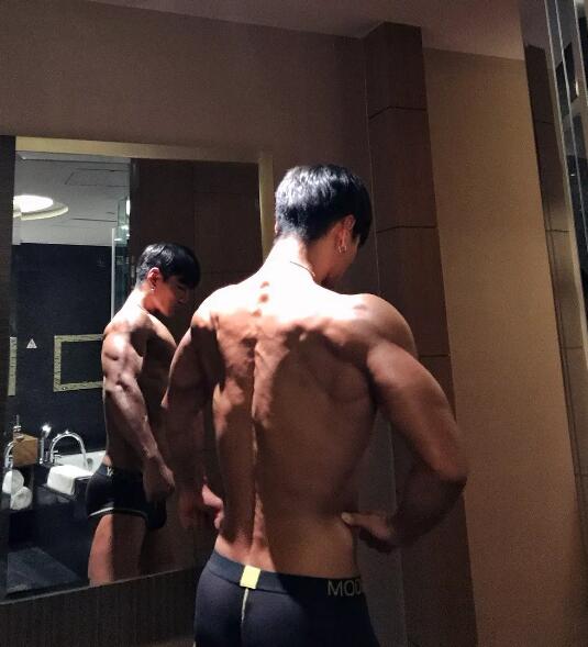 腐！我的体育生男朋友 各种卖腐 - 51虹马