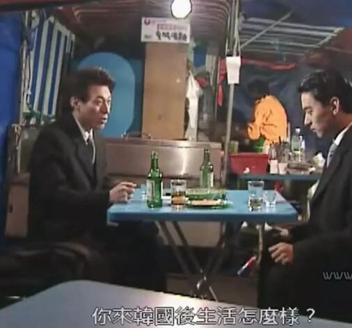 两个孤独的男人越靠越近，彼此取暖！朱镇模颜值逆天！！ - 51虹马