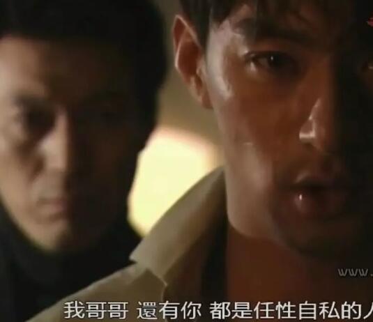 两个孤独的男人越靠越近，彼此取暖！朱镇模颜值逆天！！ - 51虹马