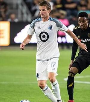 美国大联盟中场球员Collin Martin宣布出柜-51虹马