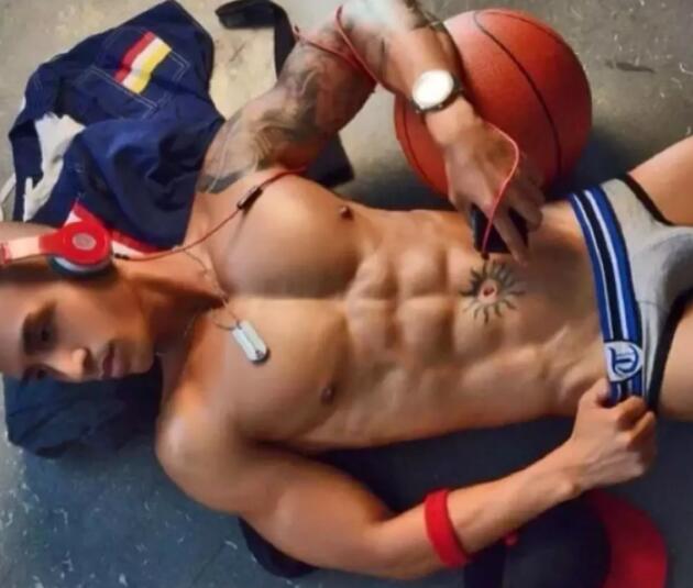 全世界有许多其他国家也鼓励男生打飞机~8个打飞机的冷知识！了解一下~-51虹马