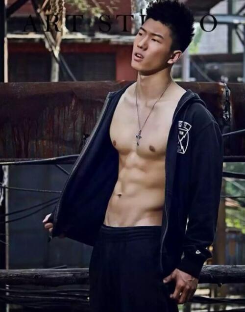 gay有个篮球体育生的男朋友是什么体验？-51虹马